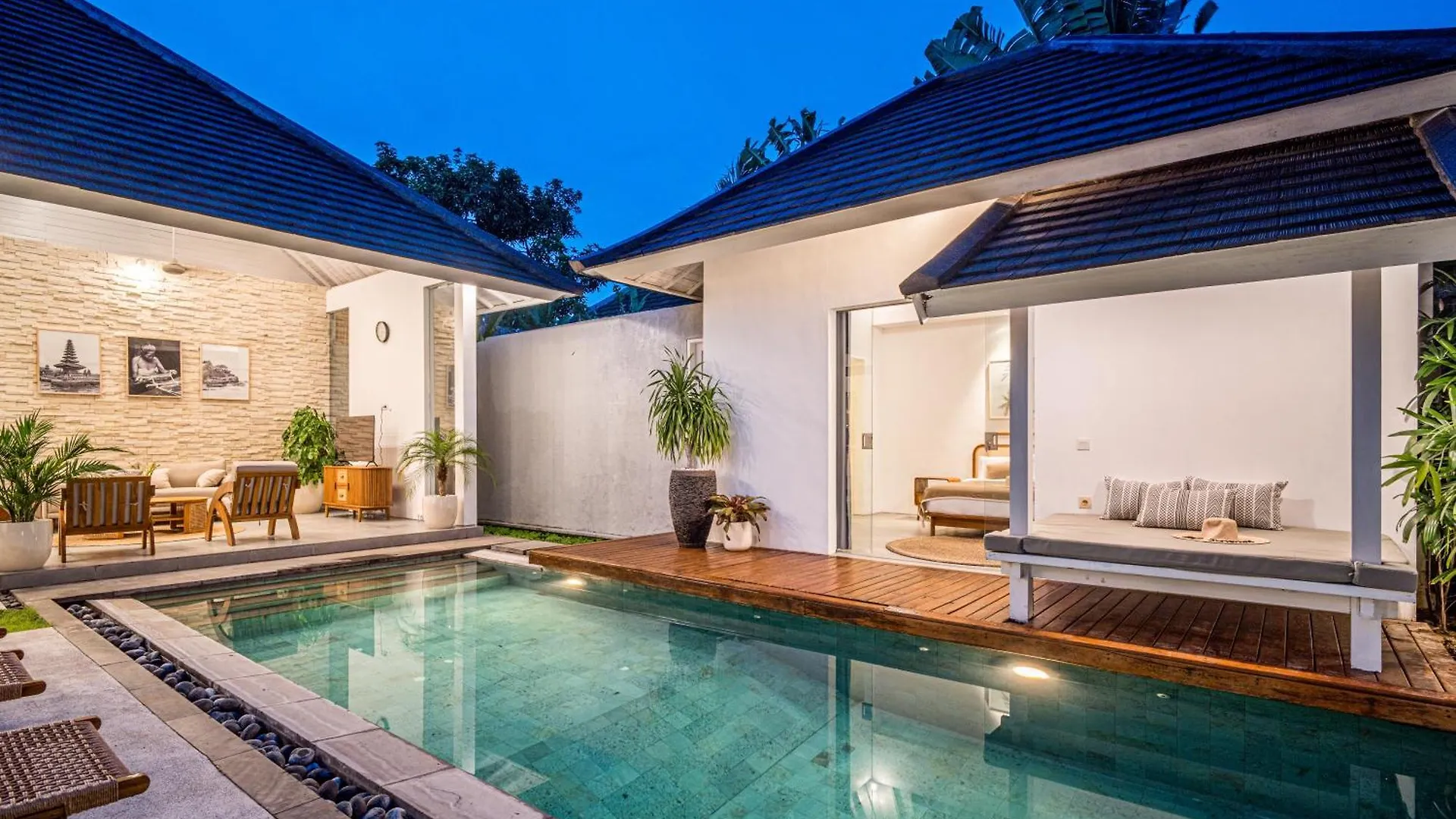 Tropicasa 2 By Bali Villa Solutions 세미냑