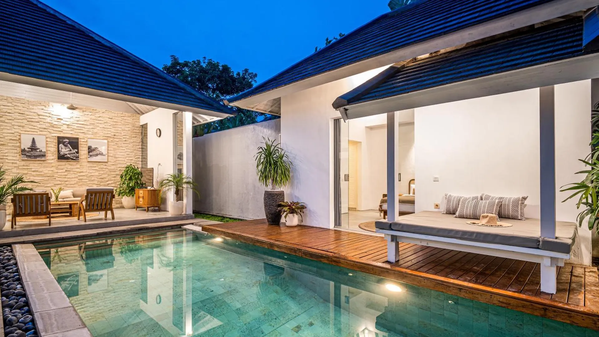 Tropicasa 2 By Bali Villa Solutions 세미냑